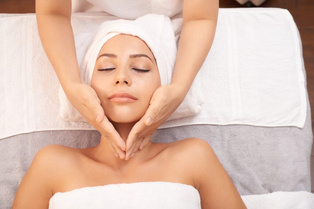 The Benefits of Professional Facial Services